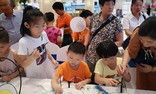 清涼一夏畫出來，盆栽冰淇淋&團扇彩繪美好上演！